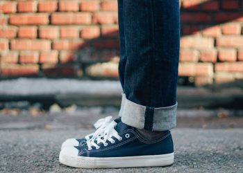 How Do You Wear Your Sneakers?