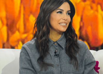 Eva Longoria Shows How Staying Chic & Comfy During Winters Is Possible