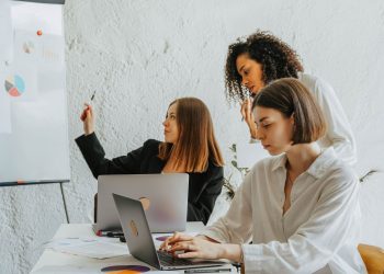 The Path from Executive Success to Financial Freedom: A Woman’s Guide to Wealth Transitions