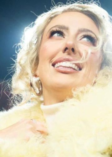 Brittany Mahomes Wows in Yellow Fur Jacket