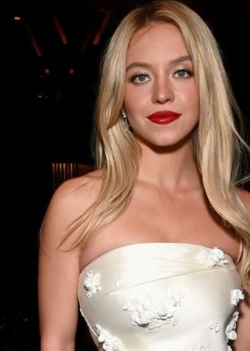 Sydney Sweeney’s Lacy House of Gilles Minidress Is So Bridal Chic