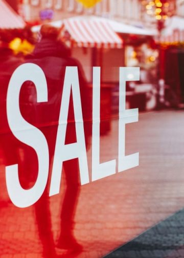 Deal Alert: Saks Sale – Corporette.com