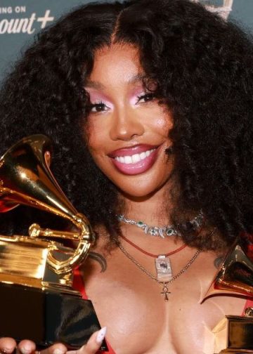 SZA Makes Statement in Bold Red Gown at the Grammys