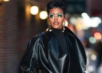 Teyana Taylor’s Phoebe Philo Jacket Has a Ridiculously Daring Neckline