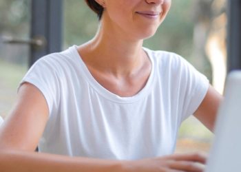 The Best Opaque Women’s White T-Shirts for Work