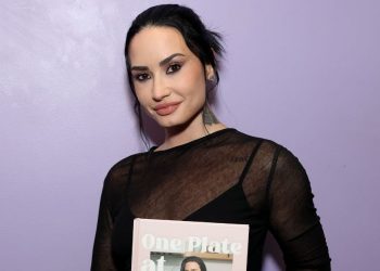 Demi Lovato’s Crop Top & Jeans Get Unbelievably Bold Twist for Rehearsals