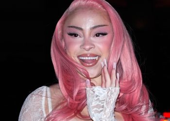 Ice Spice Drops a Head-Turning Look in Micro Shorts & Crop Top Amid Coachella