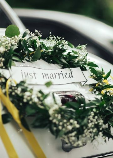 Just Got Married? 9 Smart Money Moves To Make Right Away