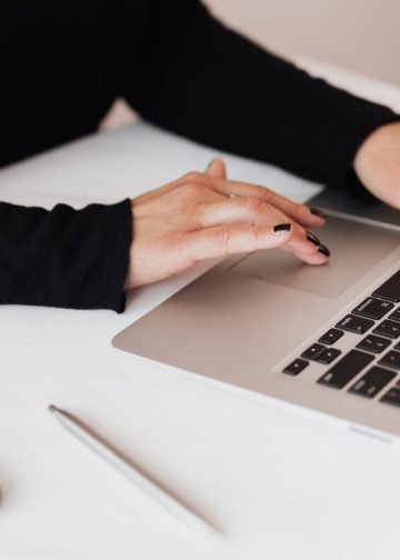 What Every Executive Woman Should Know About Leading Through the AI Moment