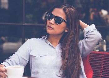 How to Look Professional When It’s Hot