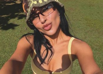 Becky G’s Cheeky Micro Shorts Couldn’t Be More High-Cut